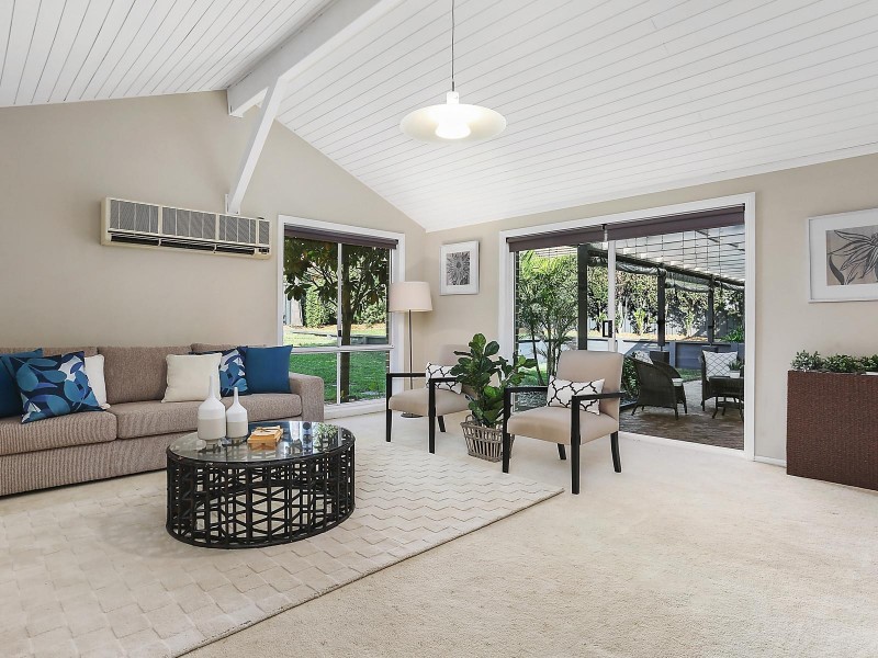 240 Ridgecrop Drive, Castle Hill NSW 2154