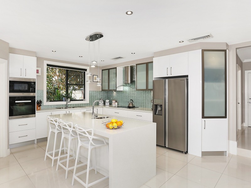 15 Chepstow Drive, Castle Hill NSW 2154