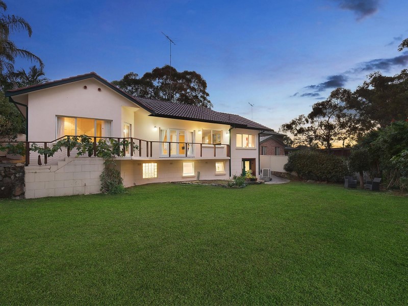 220 Ridgecrop Drive, Castle Hill NSW 2154