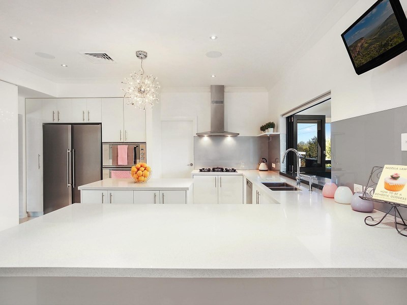 11 English Avenue, Castle Hill NSW 2154