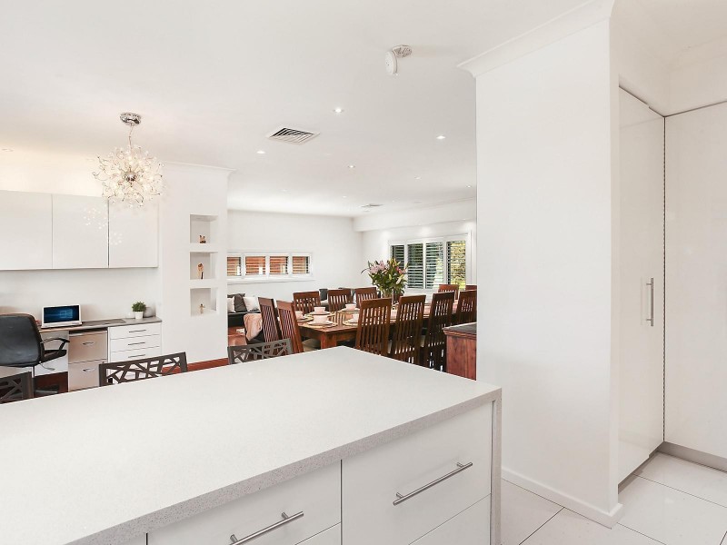 11 English Avenue, Castle Hill NSW 2154