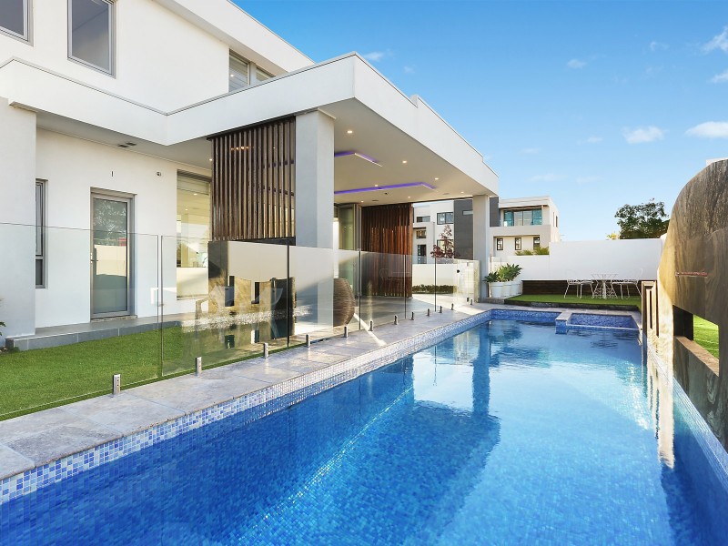 95 Edgewater Drive, Bella Vista NSW 2153