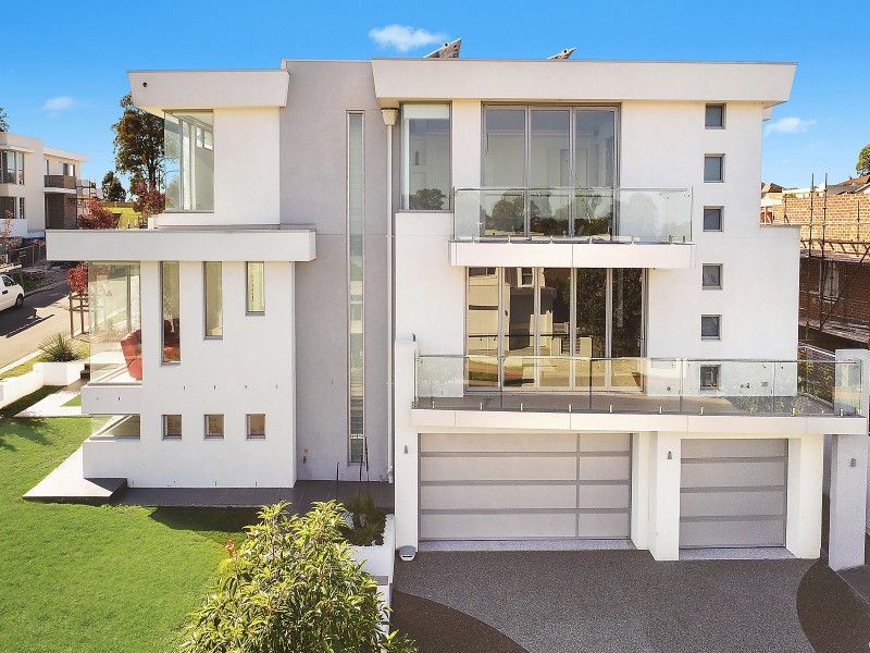 95 Edgewater Drive, Bella Vista NSW 2153