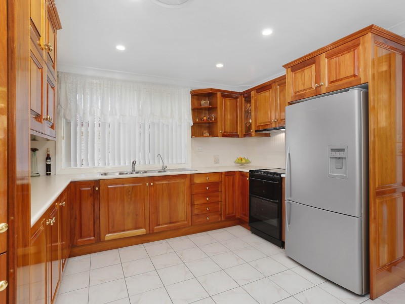 94 Narcissus Avenue, Quakers Hill NSW 2763