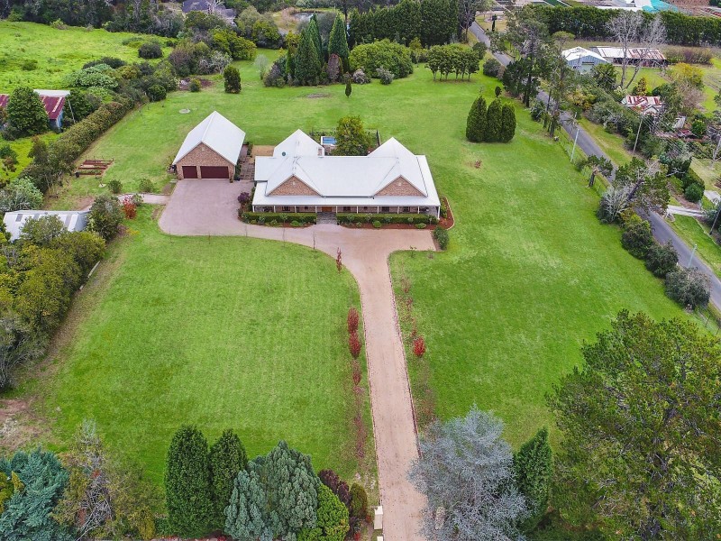 9 Cobah Road, Arcadia NSW 2159