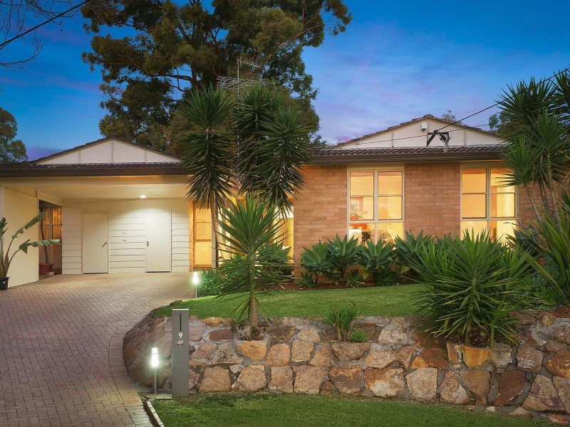 9 Carnegie Place, Castle Hill NSW 2154