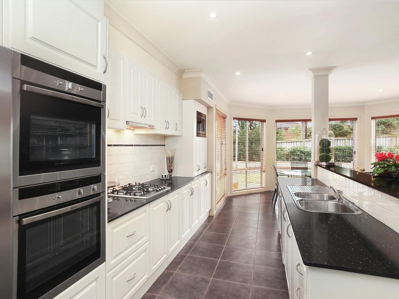 4 Fraser Avenue, Kellyville NSW 2155