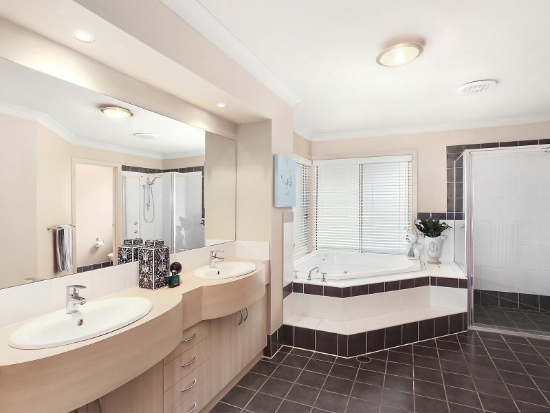 4 Fraser Avenue, Kellyville NSW 2155