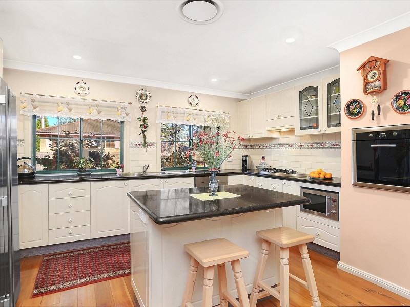 22 Knight Place, Castle Hill NSW 2154