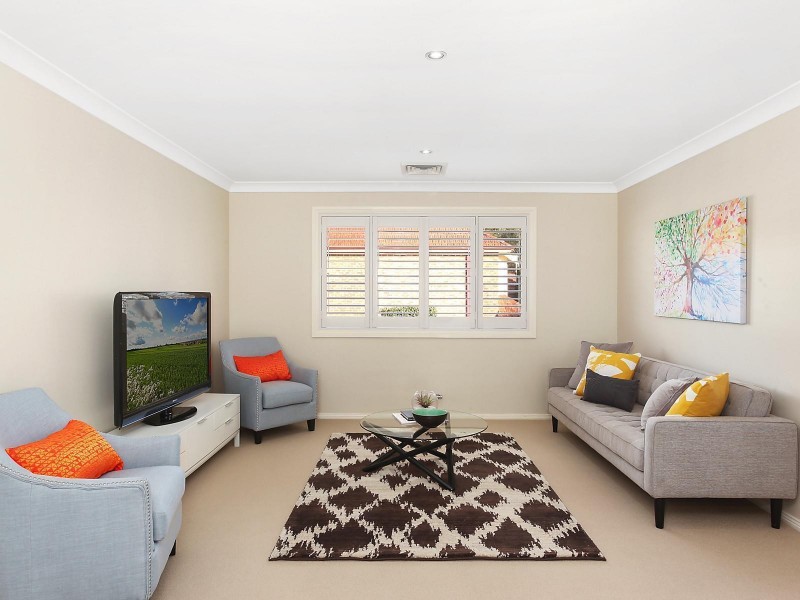 12 Chepstow Drive, Castle Hill NSW 2154