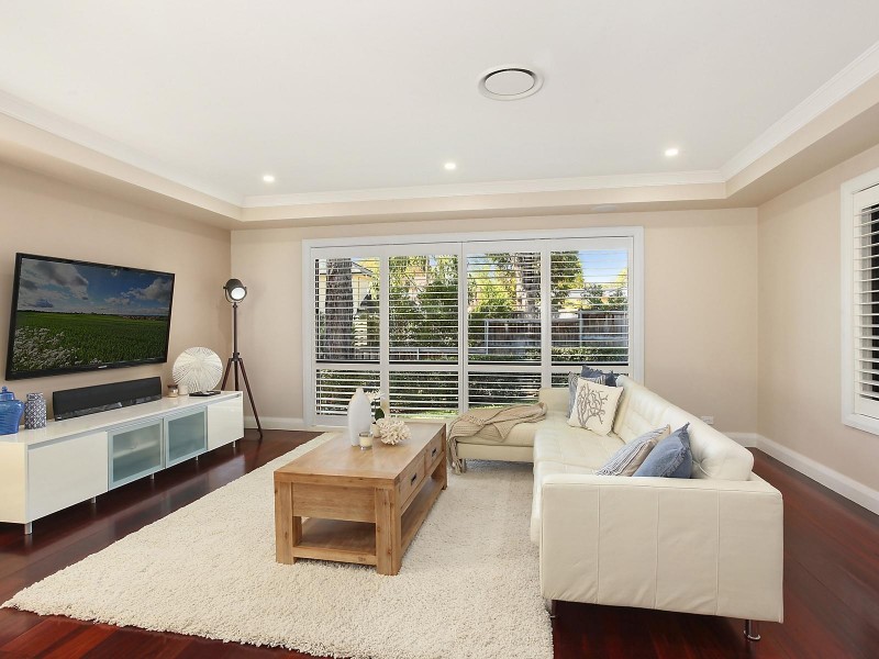 35 Ashmead Avenue, Castle Hill NSW 2154