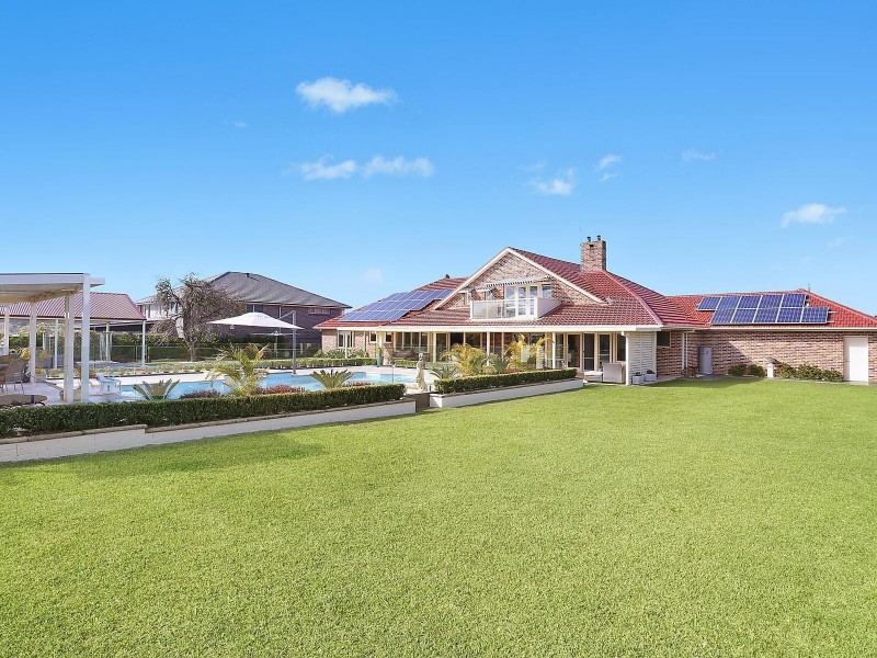 42 Bel Air Drive, Kellyville NSW 2155