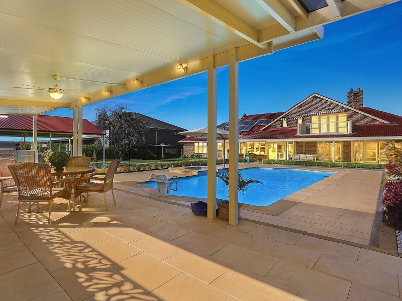 42 Bel Air Drive, Kellyville NSW 2155