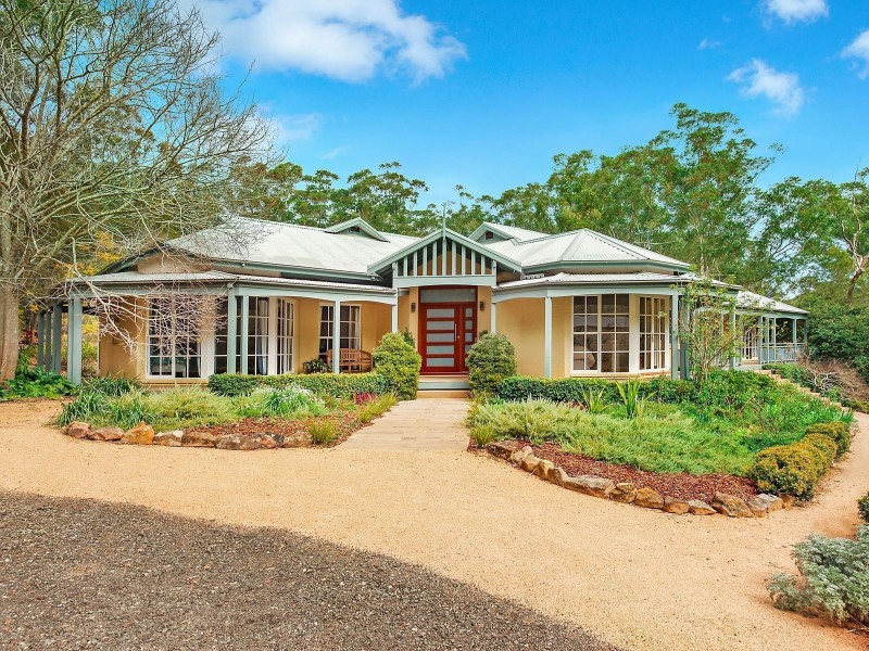 25 Volunteer Road, Kenthurst NSW 2156