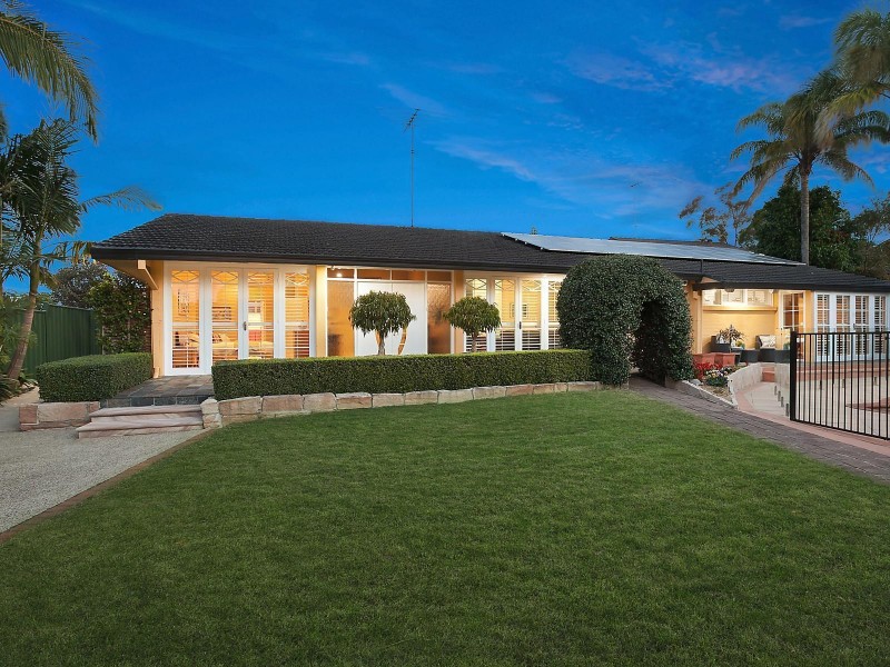 18 Arlington Avenue, Castle Hill NSW 2154