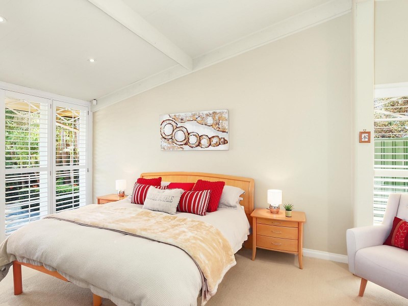 18 Arlington Avenue, Castle Hill NSW 2154