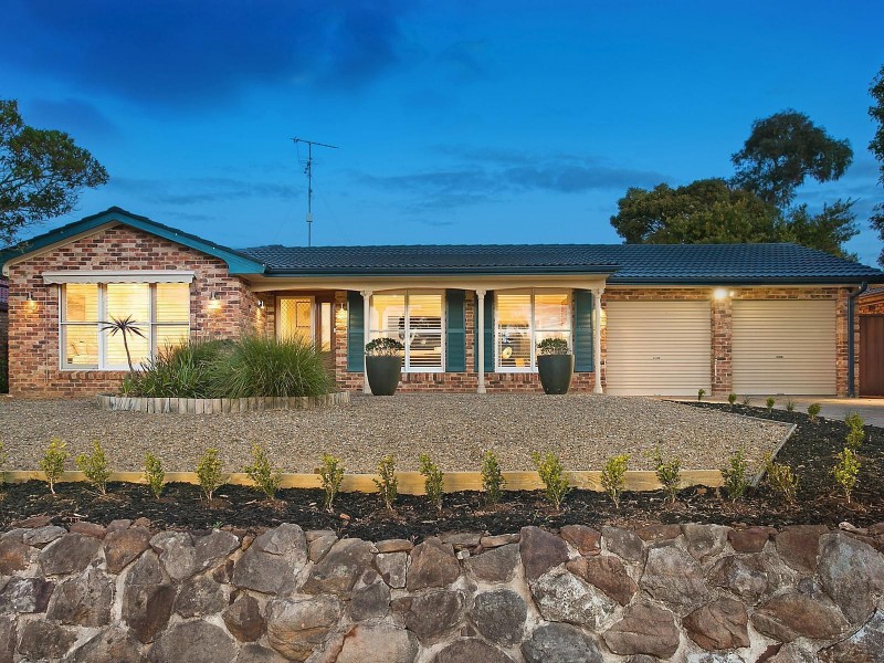 17 Bishopsgate Avenue, Castle Hill NSW 2154