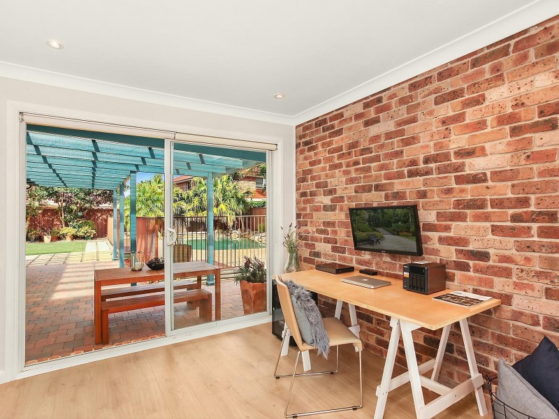 17 Bishopsgate Avenue, Castle Hill NSW 2154