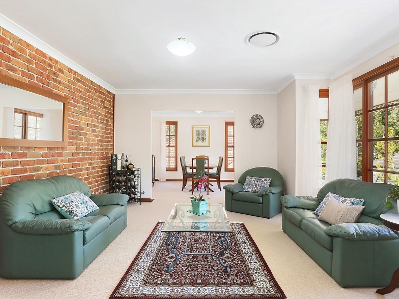 44 Kambah Place, West Pennant Hills NSW 2125