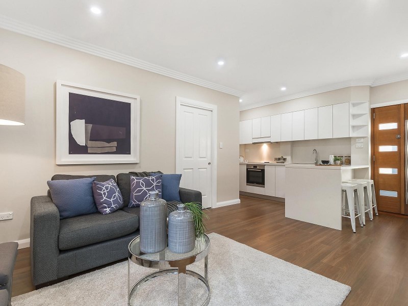 10 Warwick Parade, Castle Hill NSW 2154