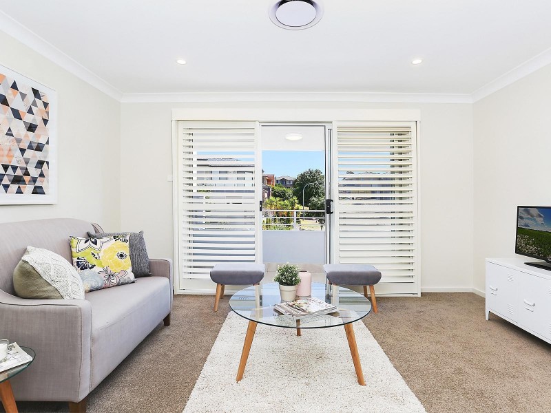 19 Woodside Avenue, Kellyville NSW 2155