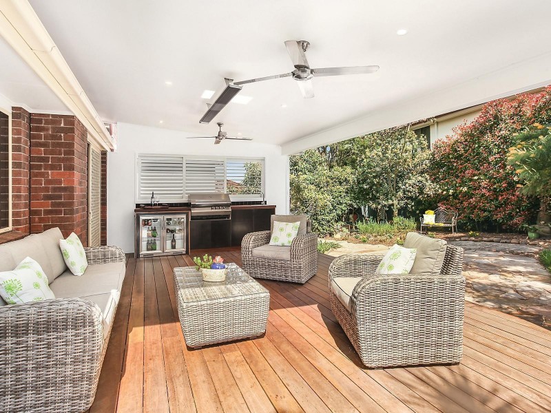 2 Lockyer Close, Dural NSW 2158