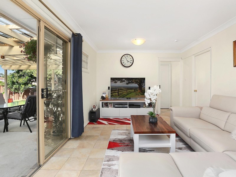 51 Crestwood Drive, Baulkham Hills NSW 2153