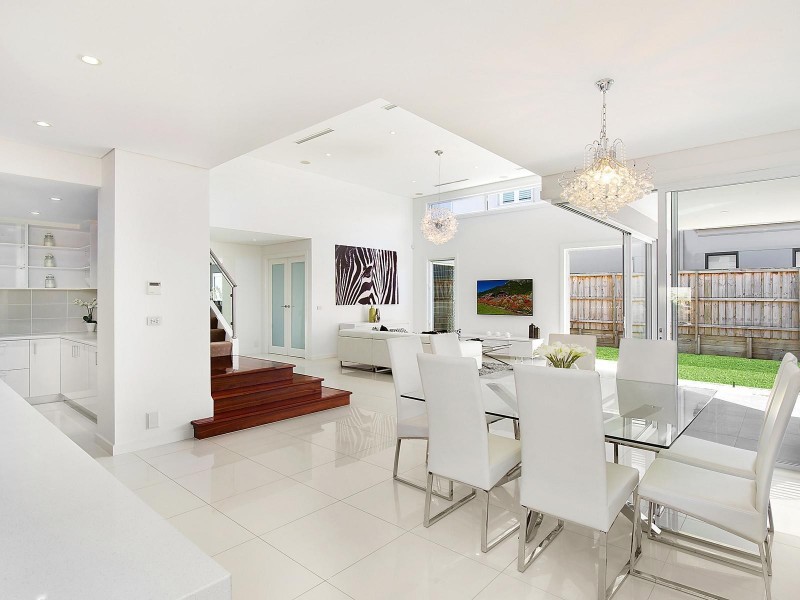 9 Wirrabrook Rise, Bella Vista NSW 2153