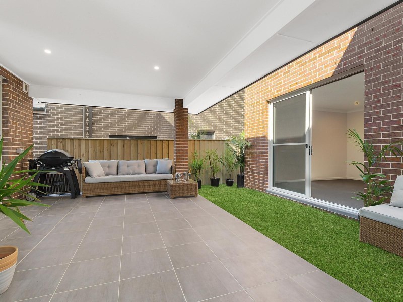 30 Myles Crescent, Kellyville NSW 2155
