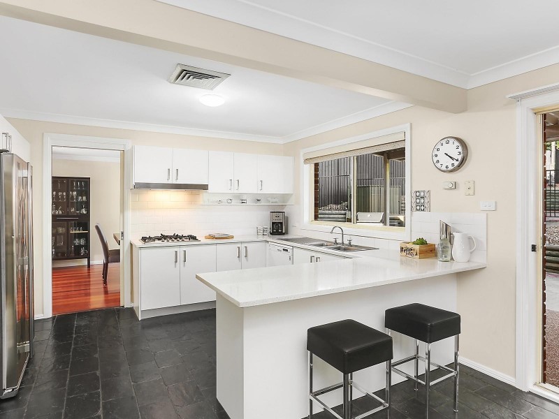 4 Highclere Place, Castle Hill NSW 2154
