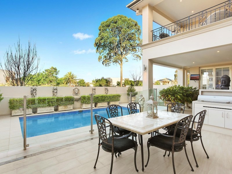 19 Ravenswood Rise, Bella Vista NSW 2153