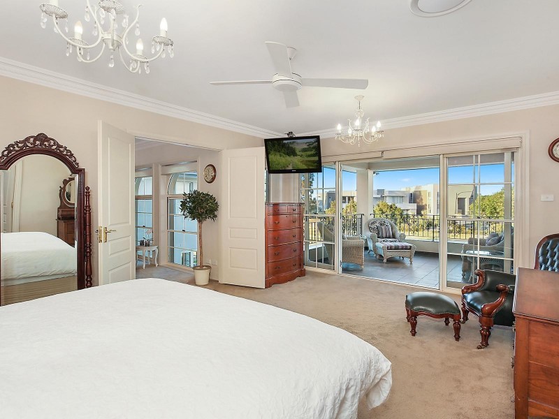 19 Ravenswood Rise, Bella Vista NSW 2153