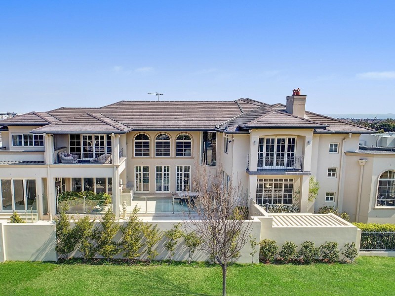 19 Ravenswood Rise, Bella Vista NSW 2153