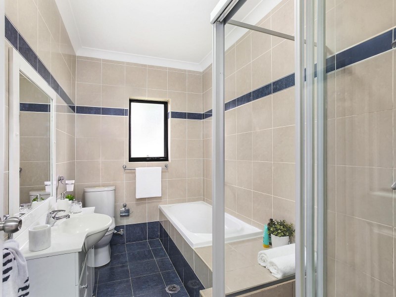 8/52 Kerrs Road, Castle Hill NSW 2154