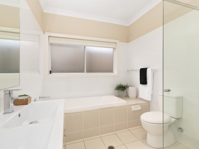 16 Holman Street, Kellyville NSW 2155