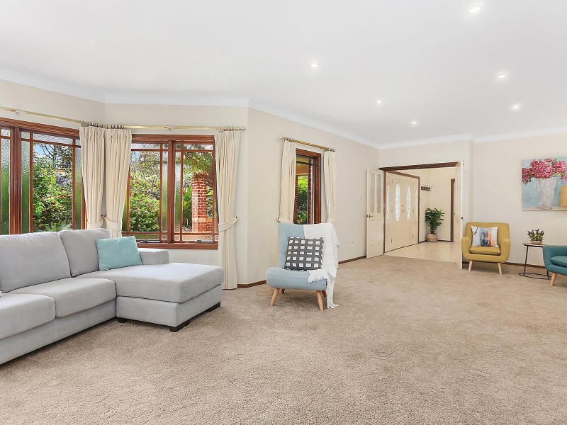 3 Farnborough Road, Dural NSW 2158