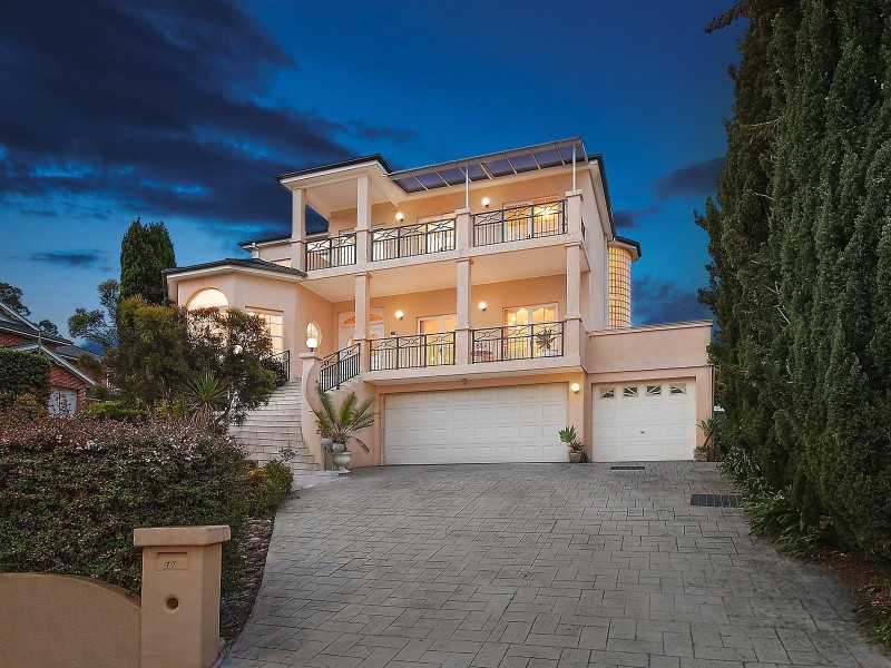 17 Kelbrae Close, Castle Hill NSW 2154