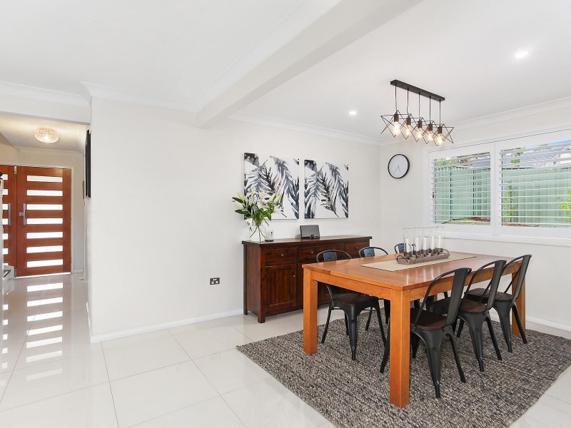 2 Yaringa Road, Castle Hill NSW 2154