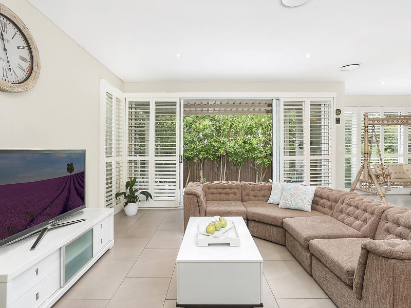 17 Waterstone Crescent, Bella Vista NSW 2153