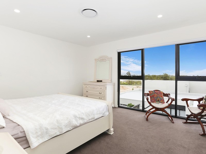 18 Messenger Street, Kellyville NSW 2155