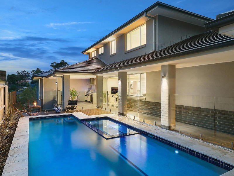 8 Springthorpe Way, Castle Hill NSW 2154