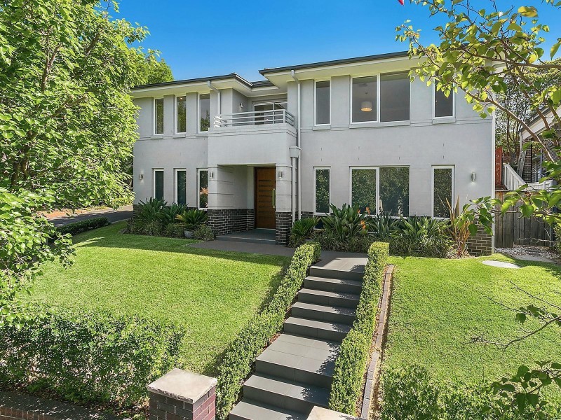 8 Springthorpe Way, Castle Hill NSW 2154