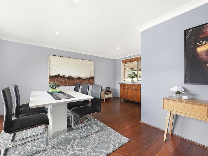2 Guernsey Way, Stanhope Gardens NSW 2768