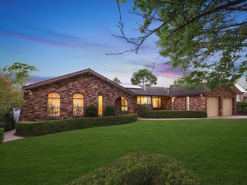 24 White Cedar Drive, Castle Hill NSW 2154