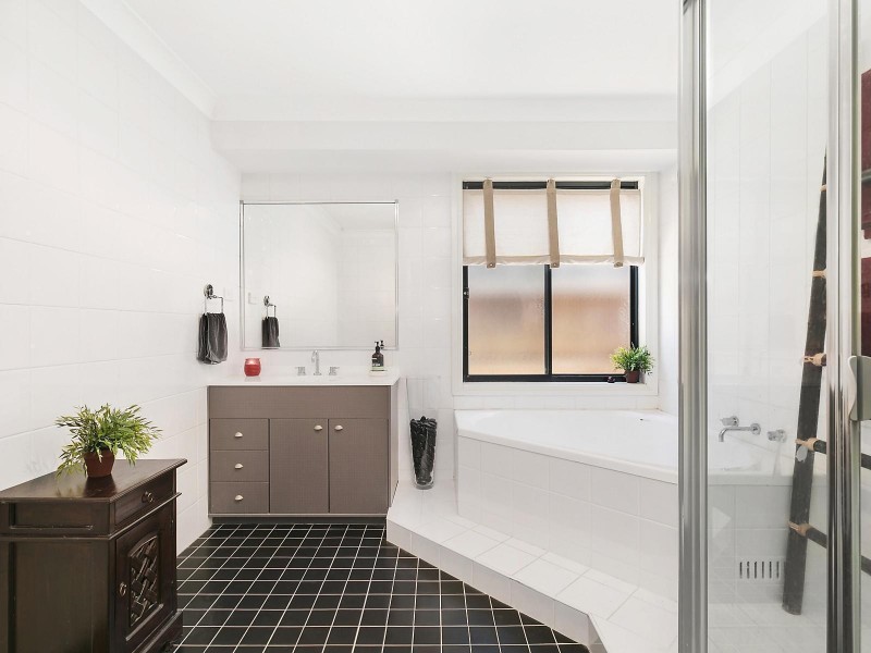 51 Rosebery Road, Kellyville NSW 2155