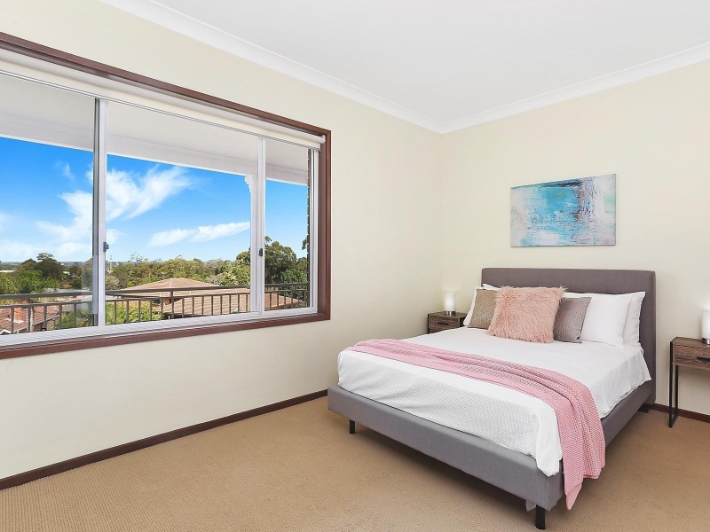 33 Luculia Avenue, Baulkham Hills NSW 2153