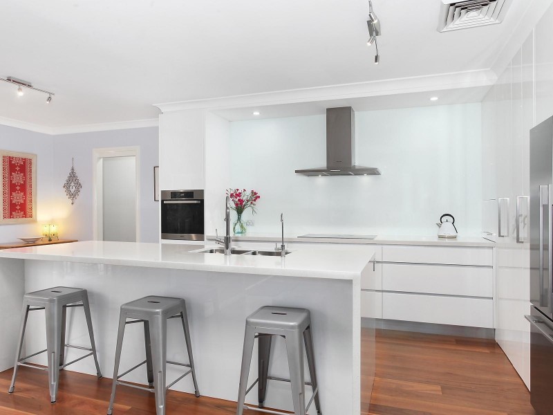 15 Yerriebah Place, Castle Hill NSW 2154