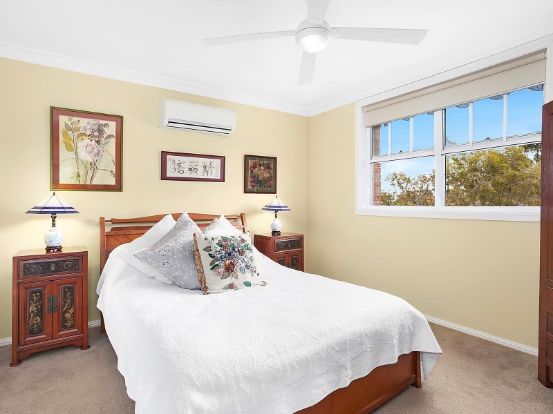 4 Angourie Court, Dural NSW 2158