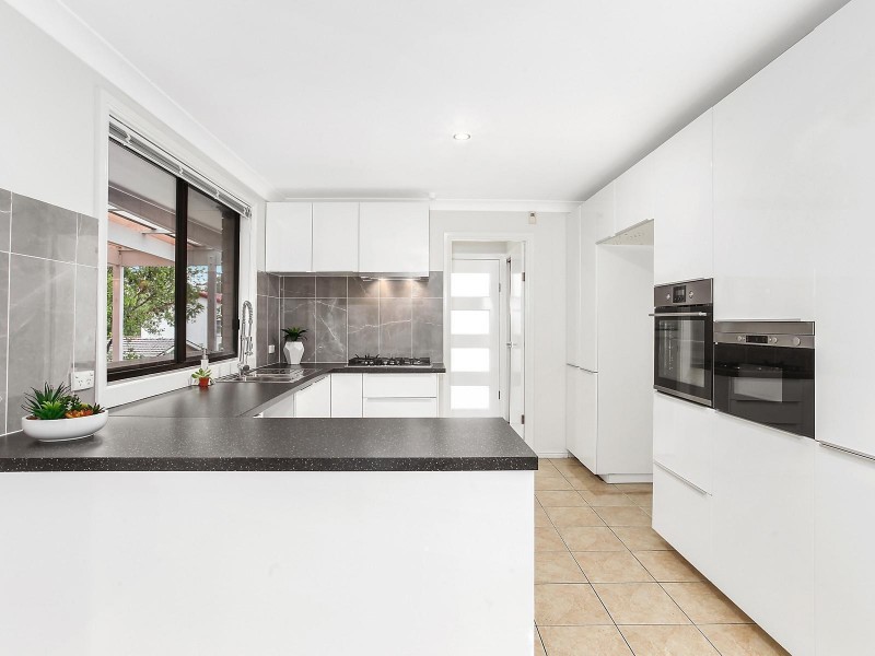 6 Carmel Close, Baulkham Hills NSW 2153