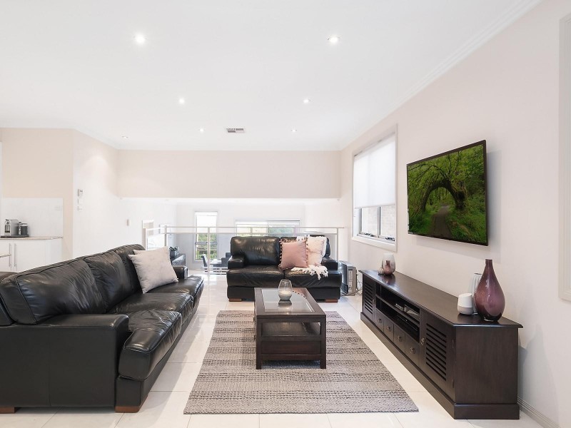 13 Governor Place, Winston Hills NSW 2153